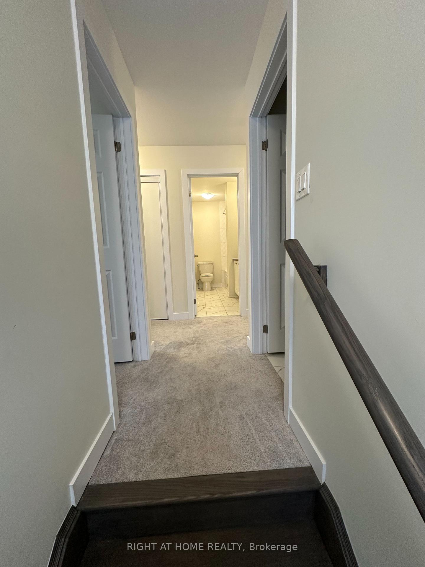 Photo 9 of 39 Wintergreen Crescent, Haldimand — HOMEH