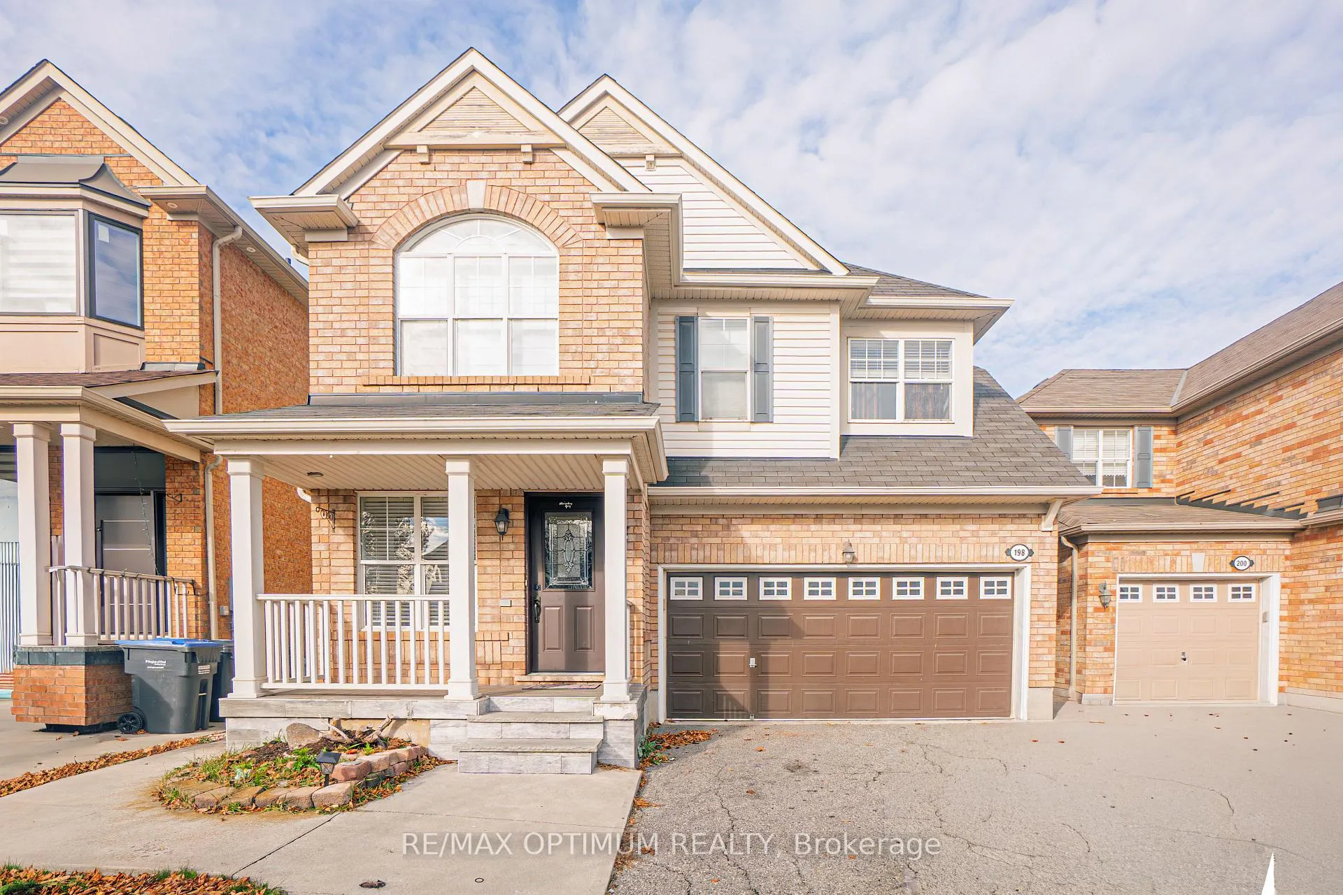 Photo 2 of 198 Fandango Drive, Brampton, Credit Valley — HOMEH