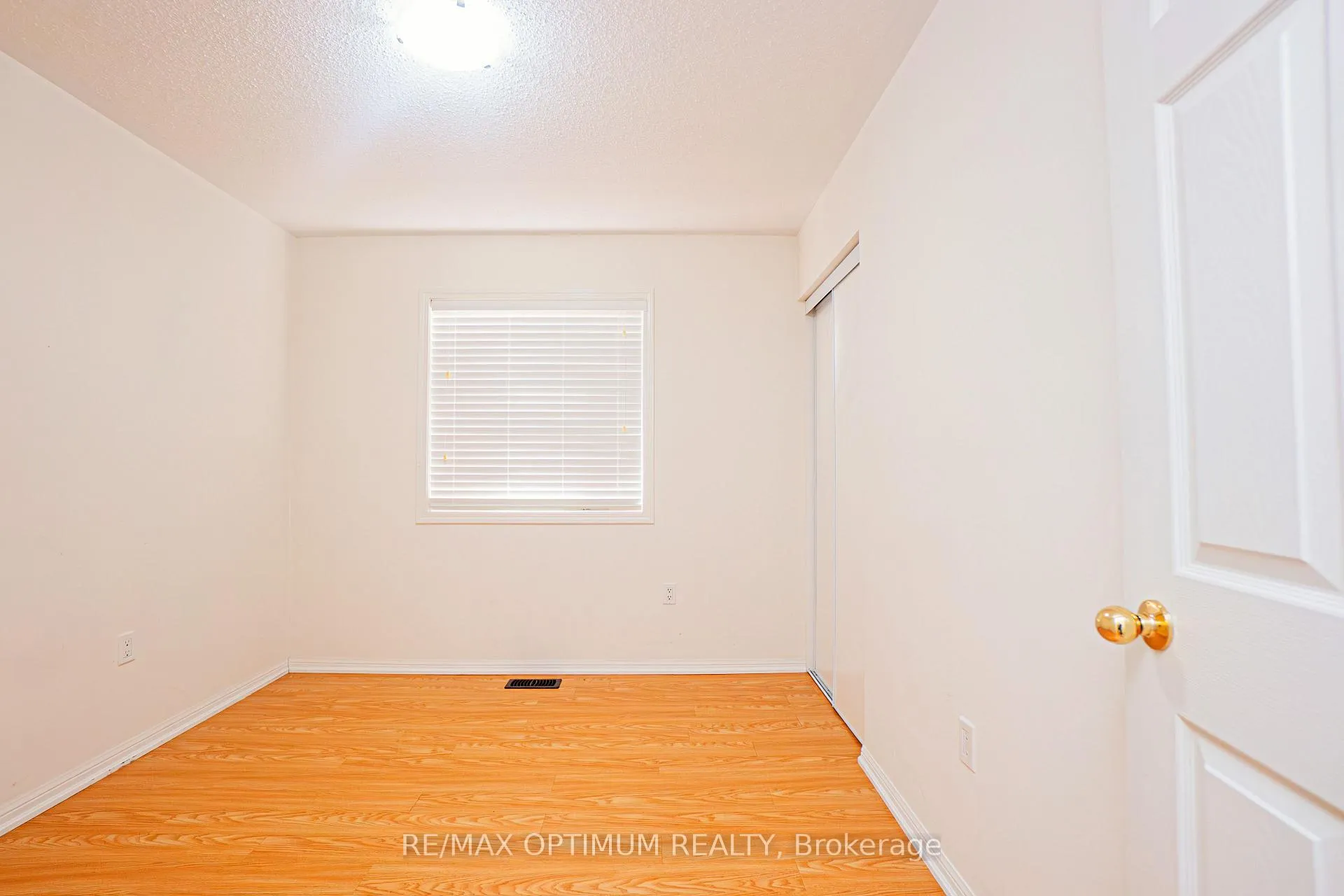 Photo 20 of 198 Fandango Drive, Brampton, Credit Valley — HOMEH