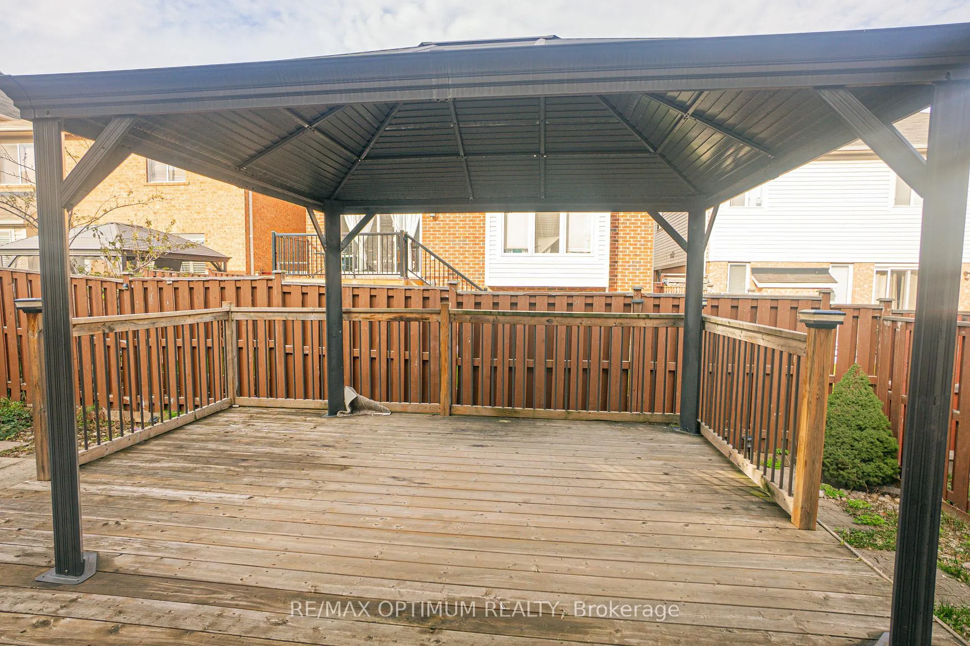 Photo 24 of 198 Fandango Drive, Brampton, Credit Valley — HOMEH