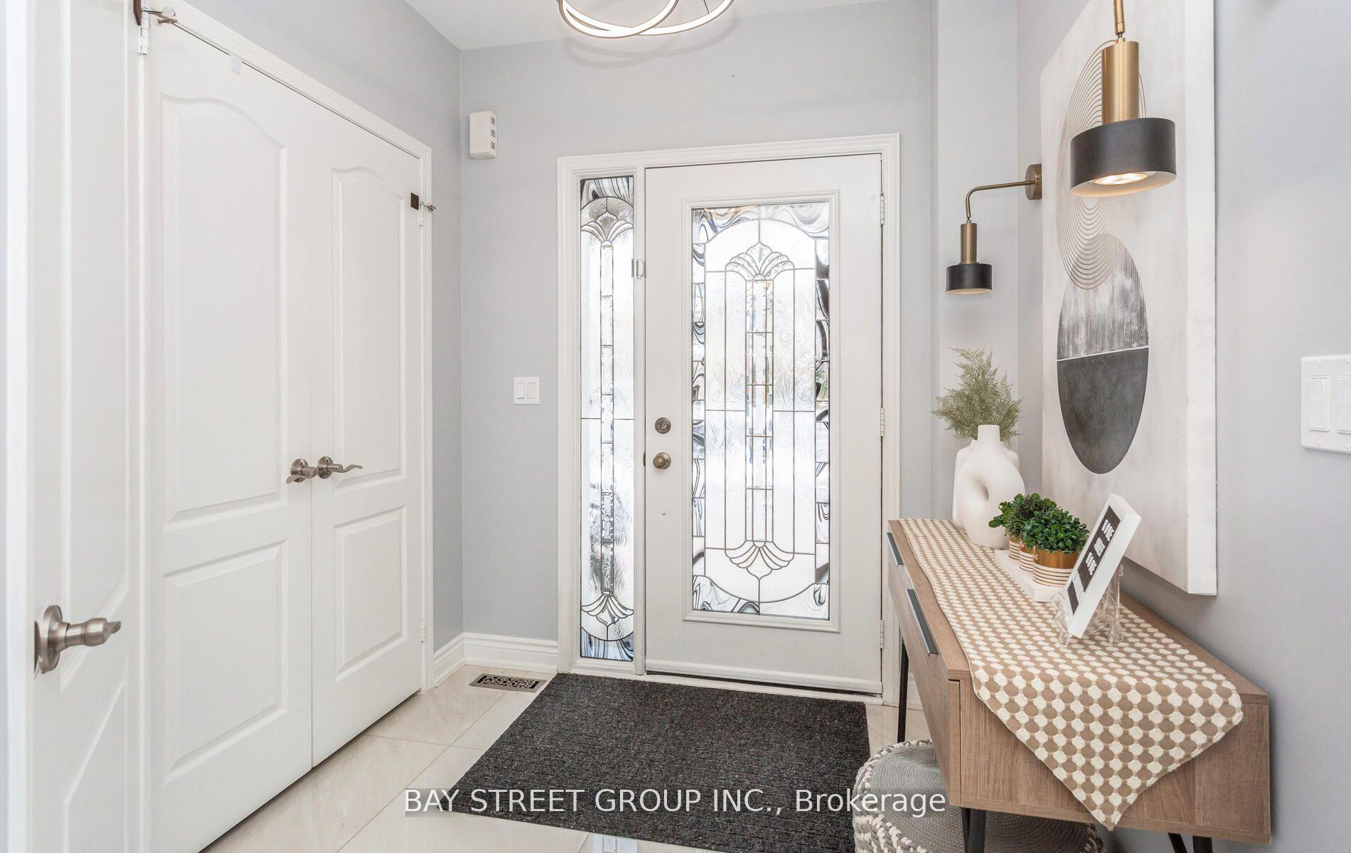 Photo 14 of 4238 Thomas Alton Boulevard, Burlington, Alton — HOMEH