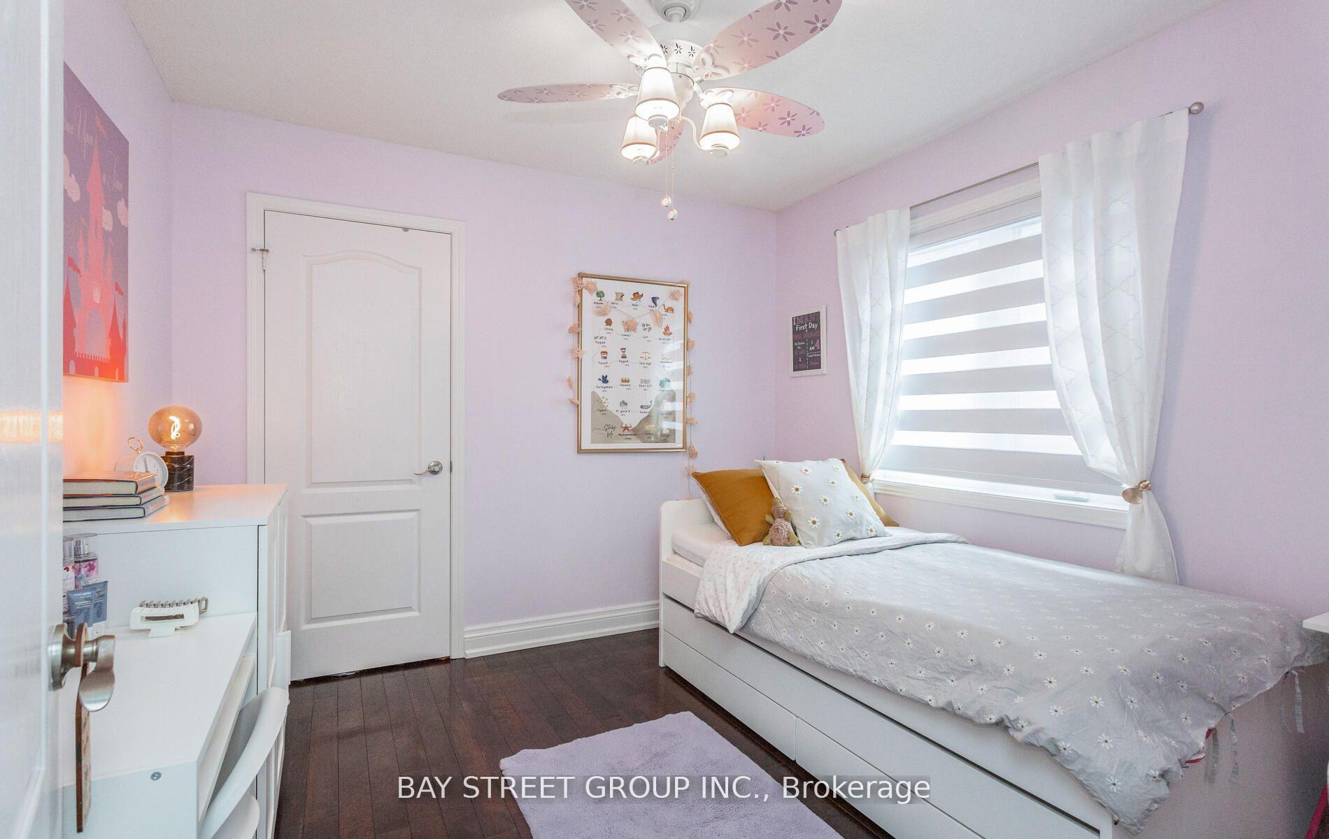 Photo 19 of 4238 Thomas Alton Boulevard, Burlington, Alton — HOMEH
