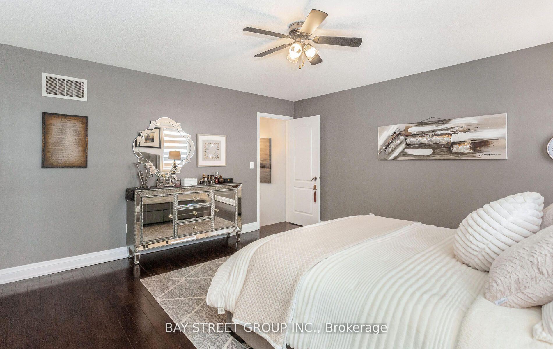Photo 20 of 4238 Thomas Alton Boulevard, Burlington, Alton — HOMEH