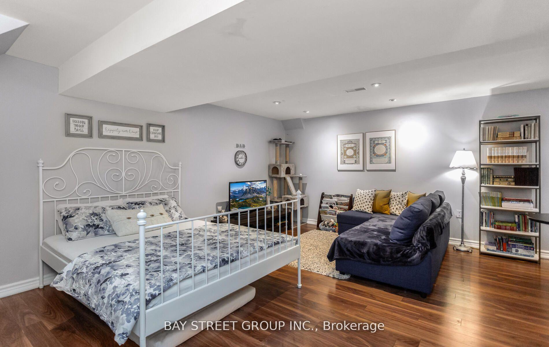 Photo 24 of 4238 Thomas Alton Boulevard, Burlington, Alton — HOMEH