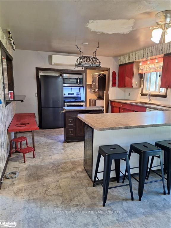 Photo 17 of 202 Point Street N, Clearview, Stayner — HOMEH