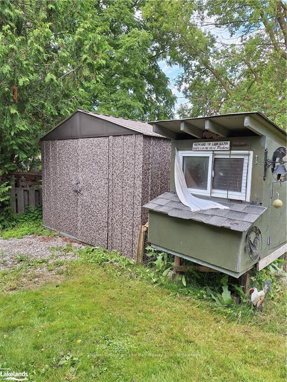 Photo 25 of 202 Point Street N, Clearview, Stayner — HOMEH