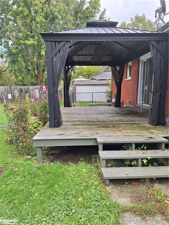 Photo 30 of 202 Point Street N, Clearview, Stayner — HOMEH