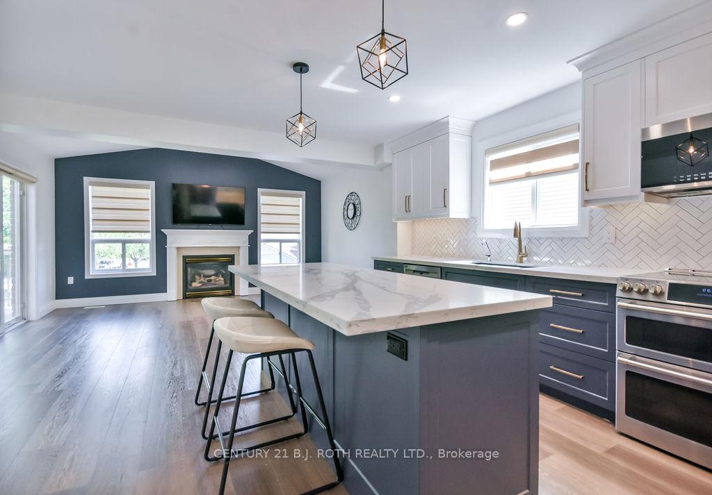 Photo 15 of 1 Golden Eagle Way, Barrie, Little Lake — HOMEH
