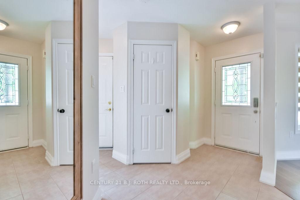 Photo 18 of 1 Golden Eagle Way, Barrie, Little Lake — HOMEH