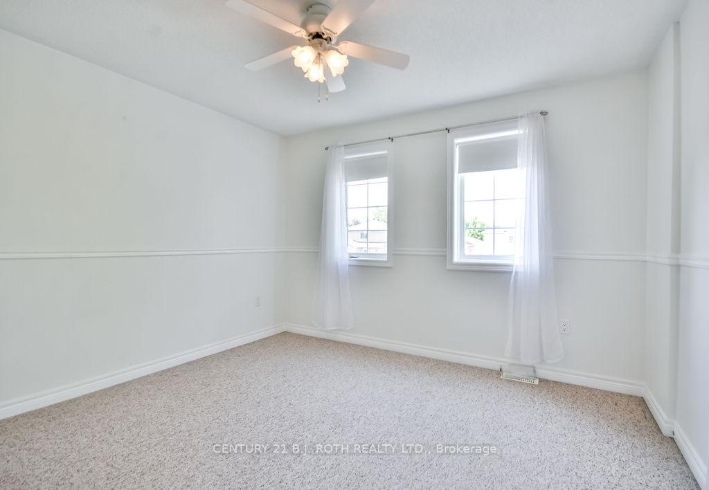 Photo 31 of 1 Golden Eagle Way, Barrie, Little Lake — HOMEH