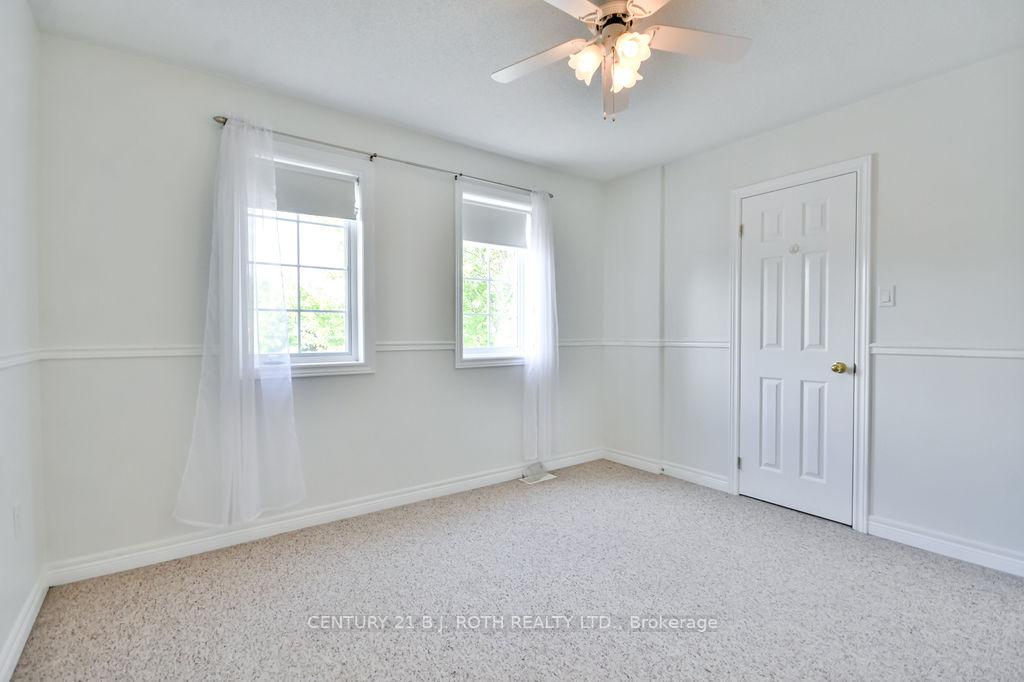 Photo 32 of 1 Golden Eagle Way, Barrie, Little Lake — HOMEH