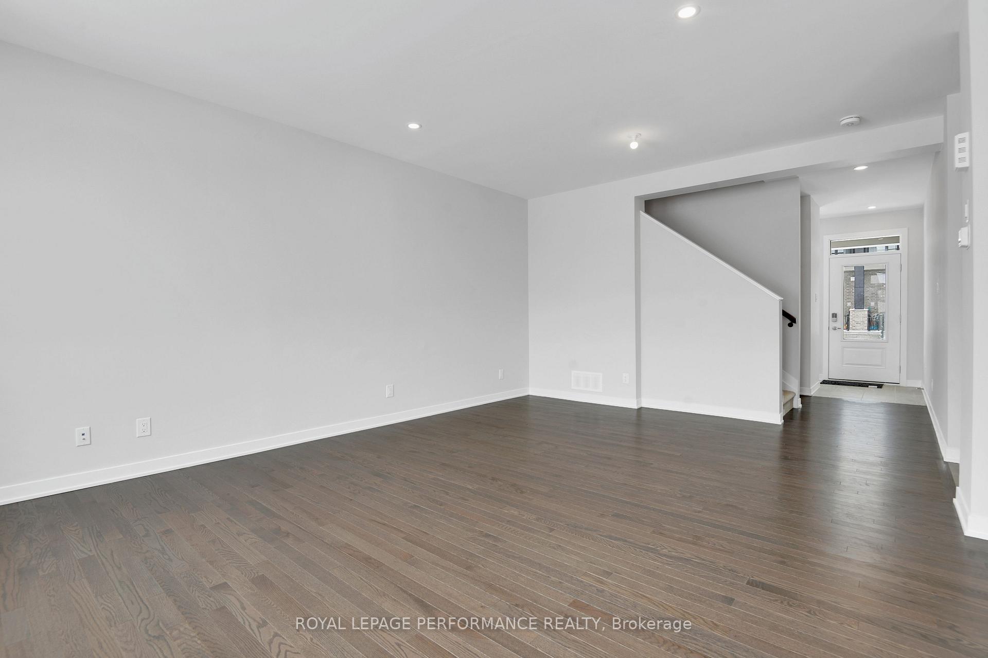 Photo 10 of 194 Beebalm Crescent, Ottawa, Barrhaven - Half Moon Bay — HOMEH