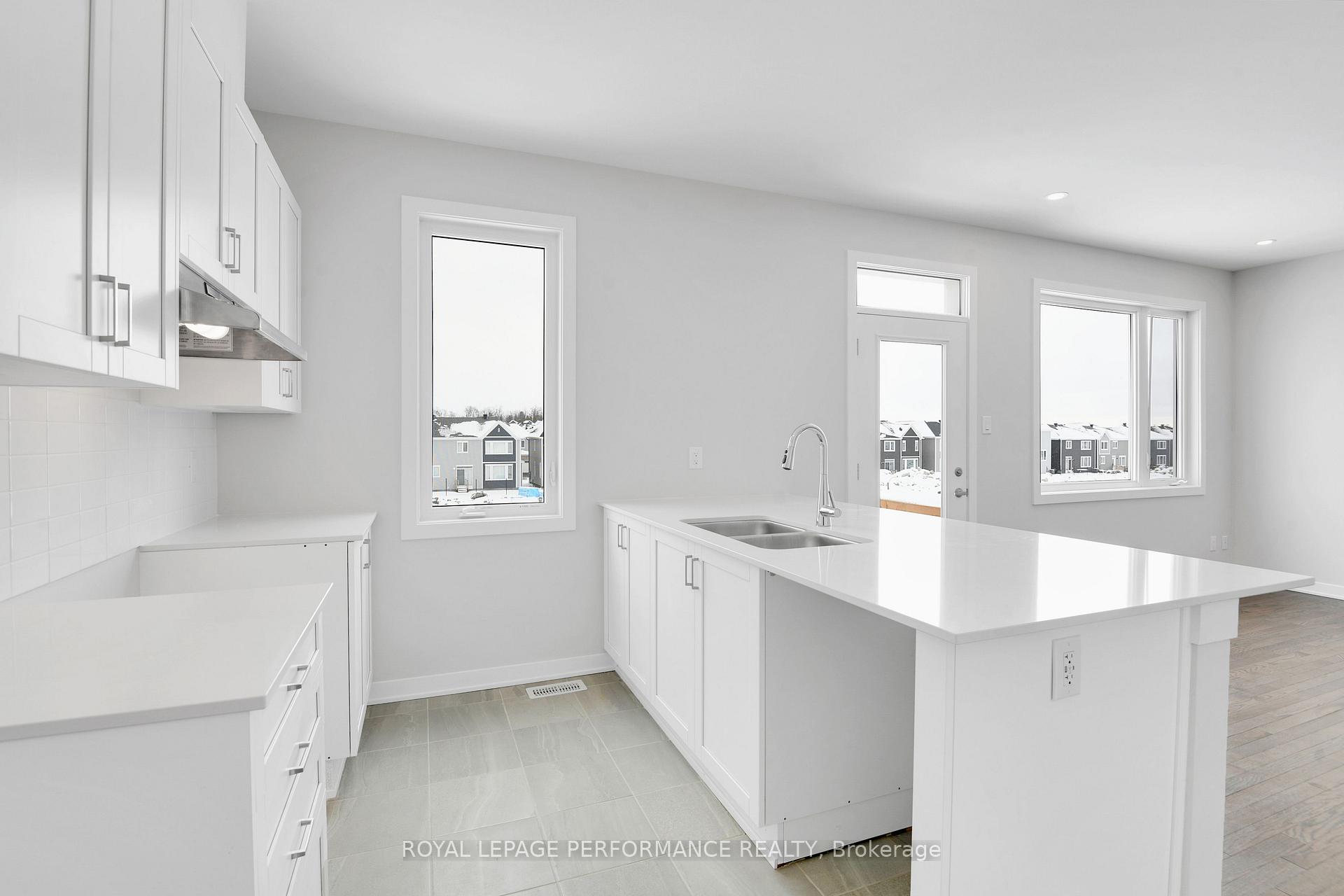 Photo 14 of 194 Beebalm Crescent, Ottawa, Barrhaven - Half Moon Bay — HOMEH
