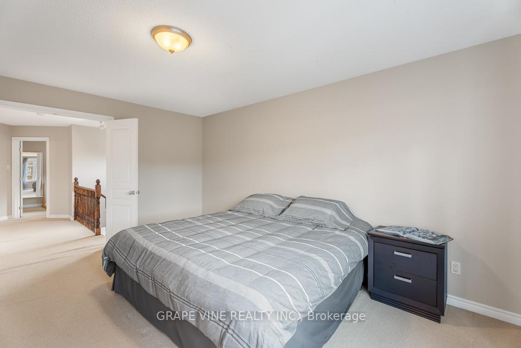 Photo 21 of 349 Grey Seal Circle, Ottawa, Riverside South/Gloucester Glen — HOMEH