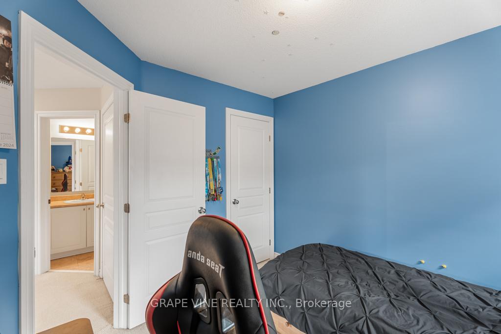 Photo 25 of 349 Grey Seal Circle, Ottawa, Riverside South/Gloucester Glen — HOMEH