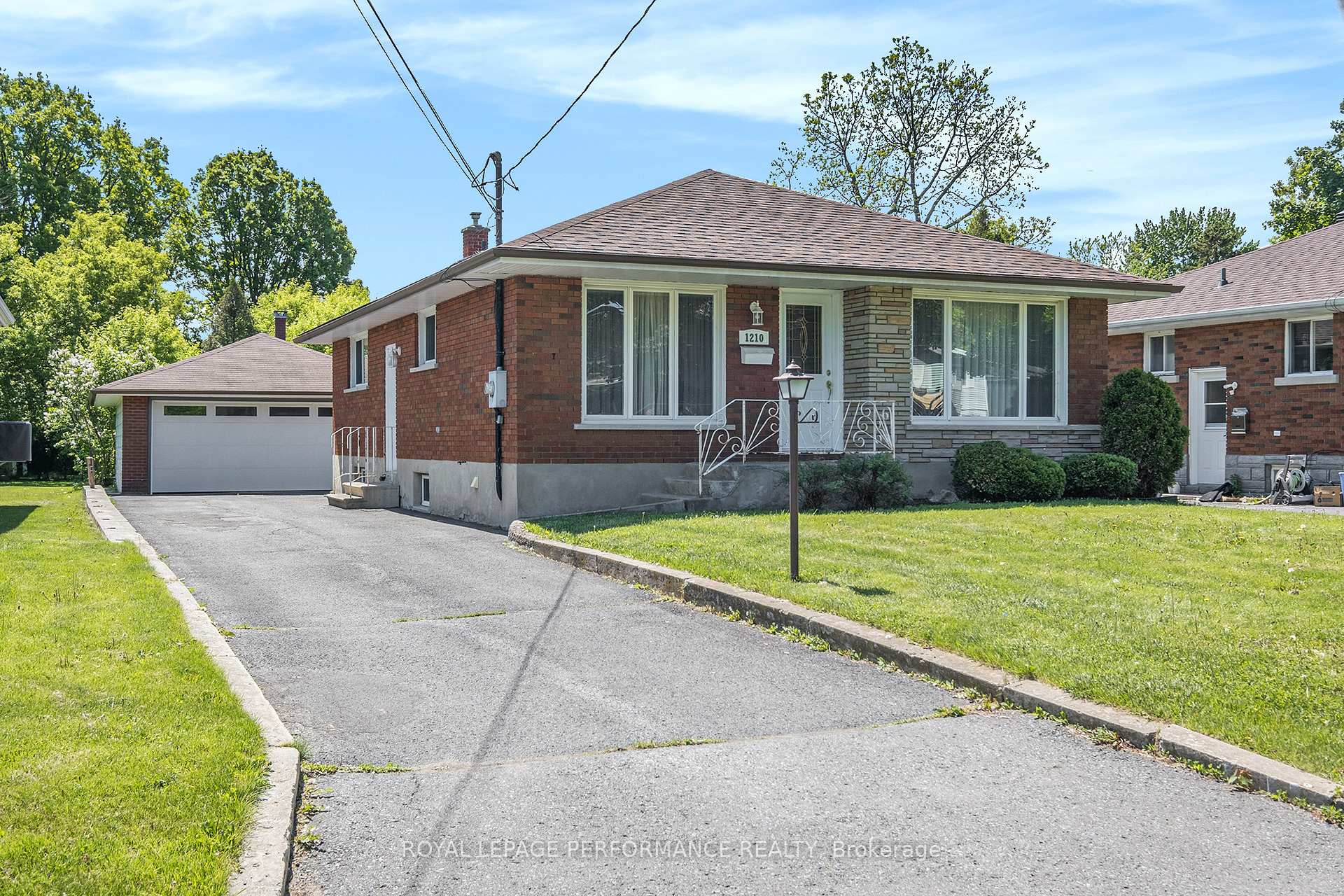 Photo 1 of 1210 Queen Street, Cornwall — HOMEH