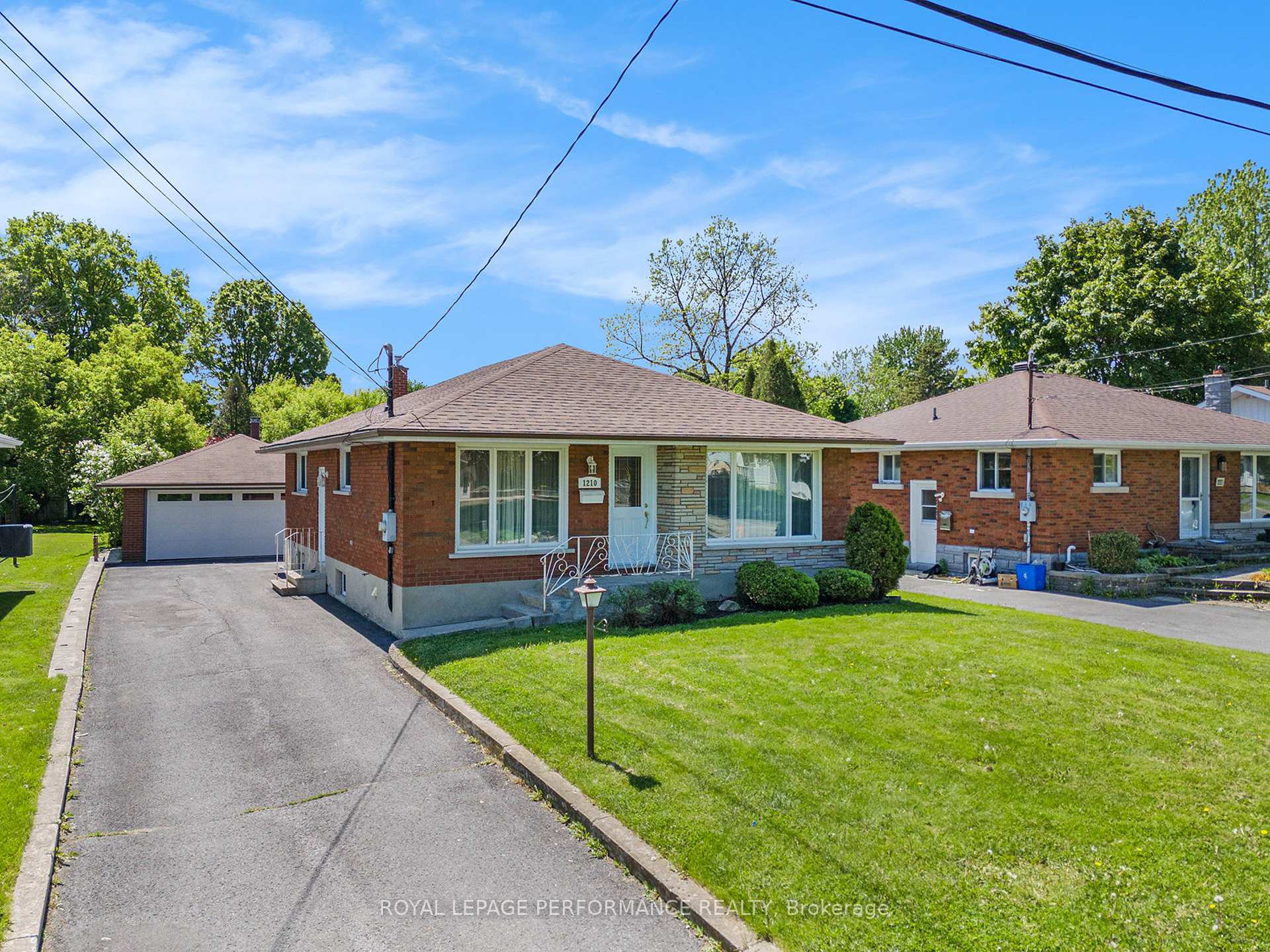 Photo 16 of 1210 Queen Street, Cornwall — HOMEH