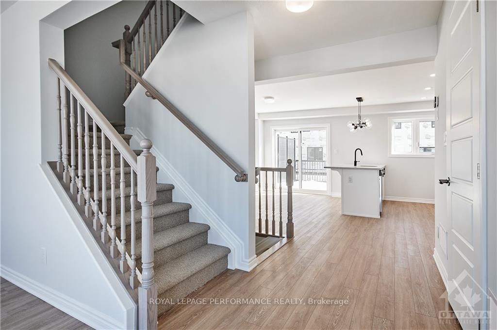 Photo 14 of 115 Kyanite Lane, Ottawa, Barrhaven - Heritage Park — HOMEH