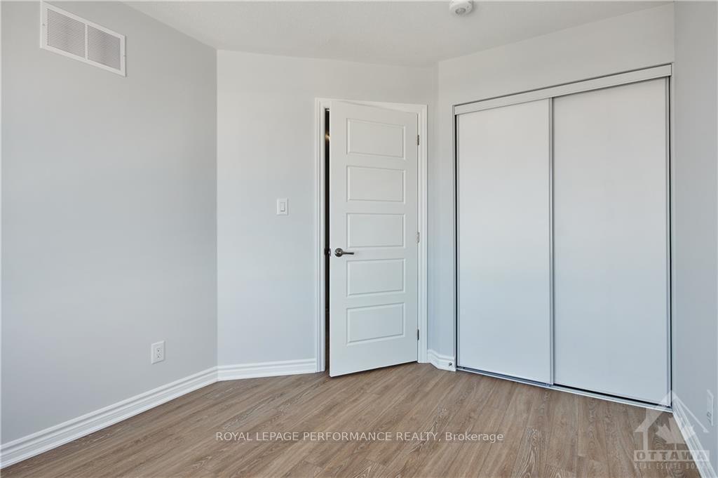 Photo 19 of 115 Kyanite Lane, Ottawa, Barrhaven - Heritage Park — HOMEH