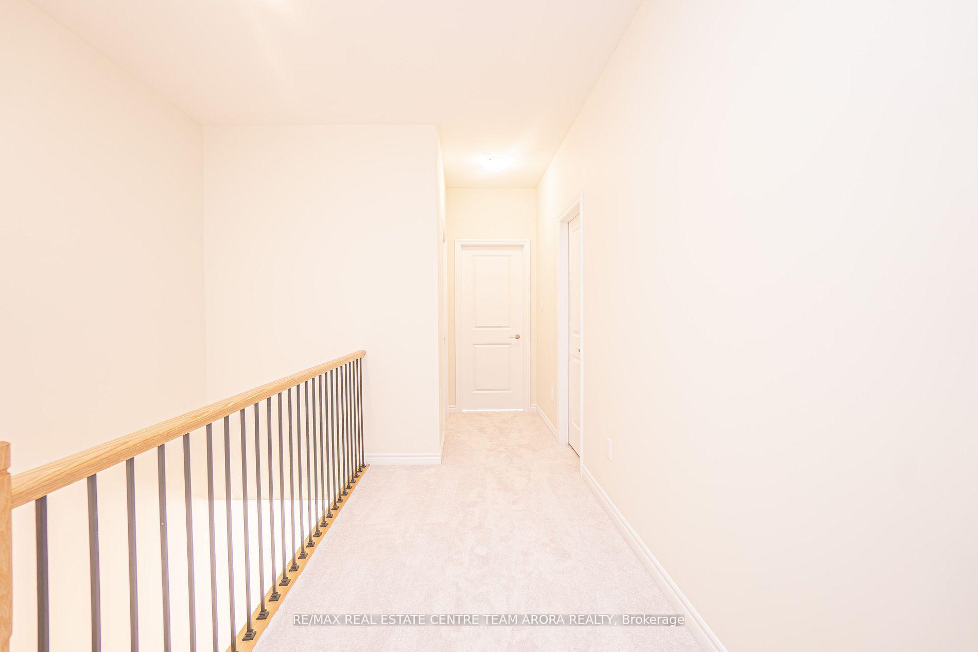 Photo 10 of 1420 Oakmont Common, Burlington, Tyandaga — HOMEH