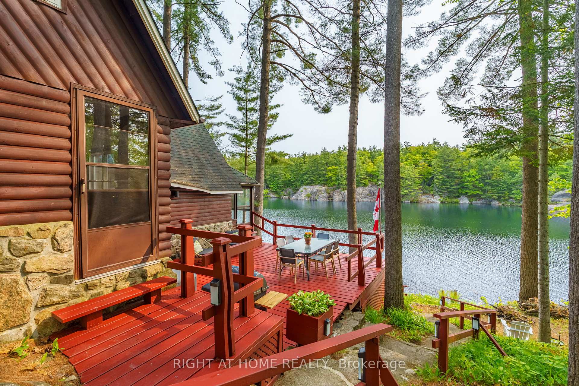 Photo 2 of 1178 Tomingas Road, Gravenhurst, Muskoka (S) — HOMEH