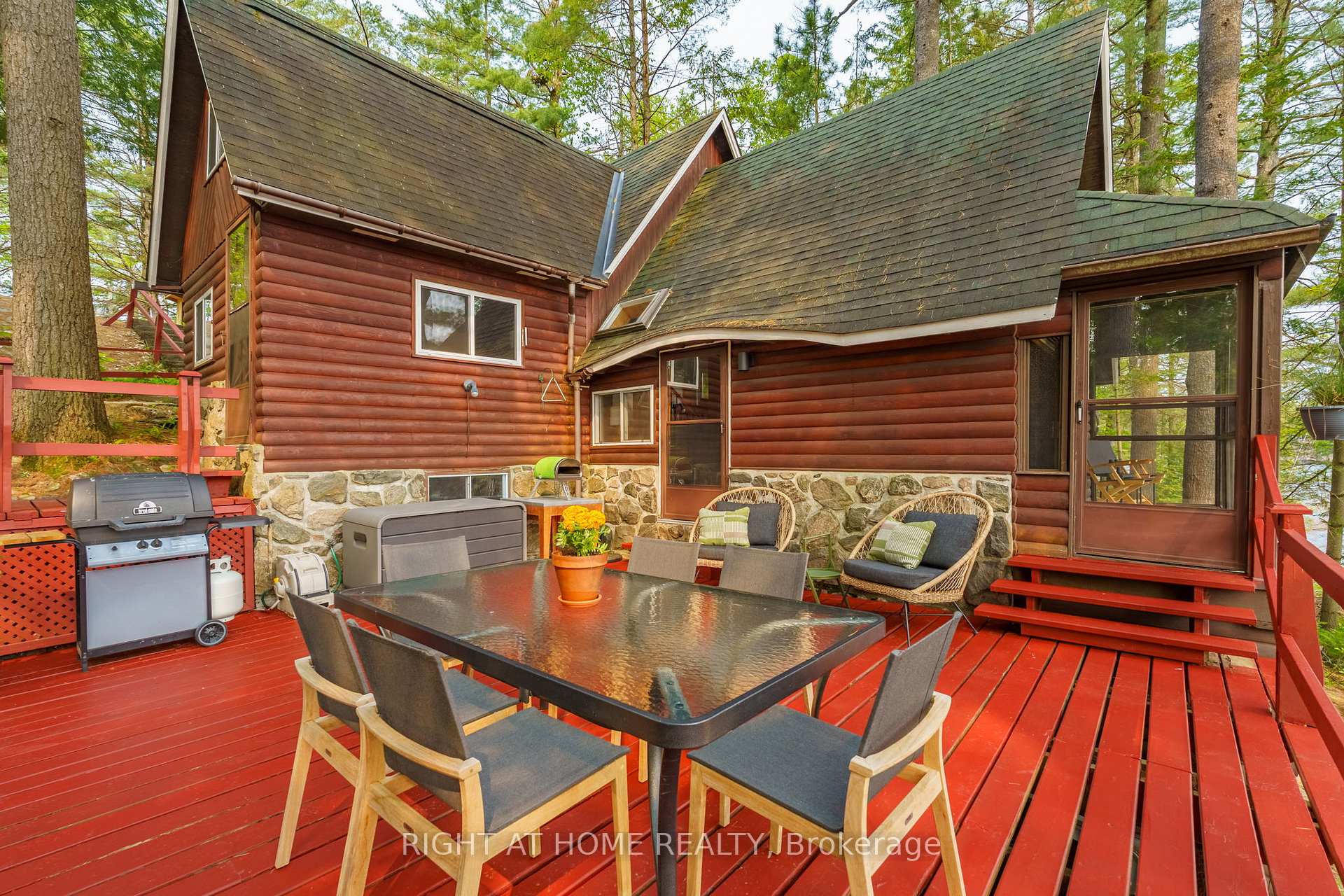 Photo 8 of 1178 Tomingas Road, Gravenhurst, Muskoka (S) — HOMEH