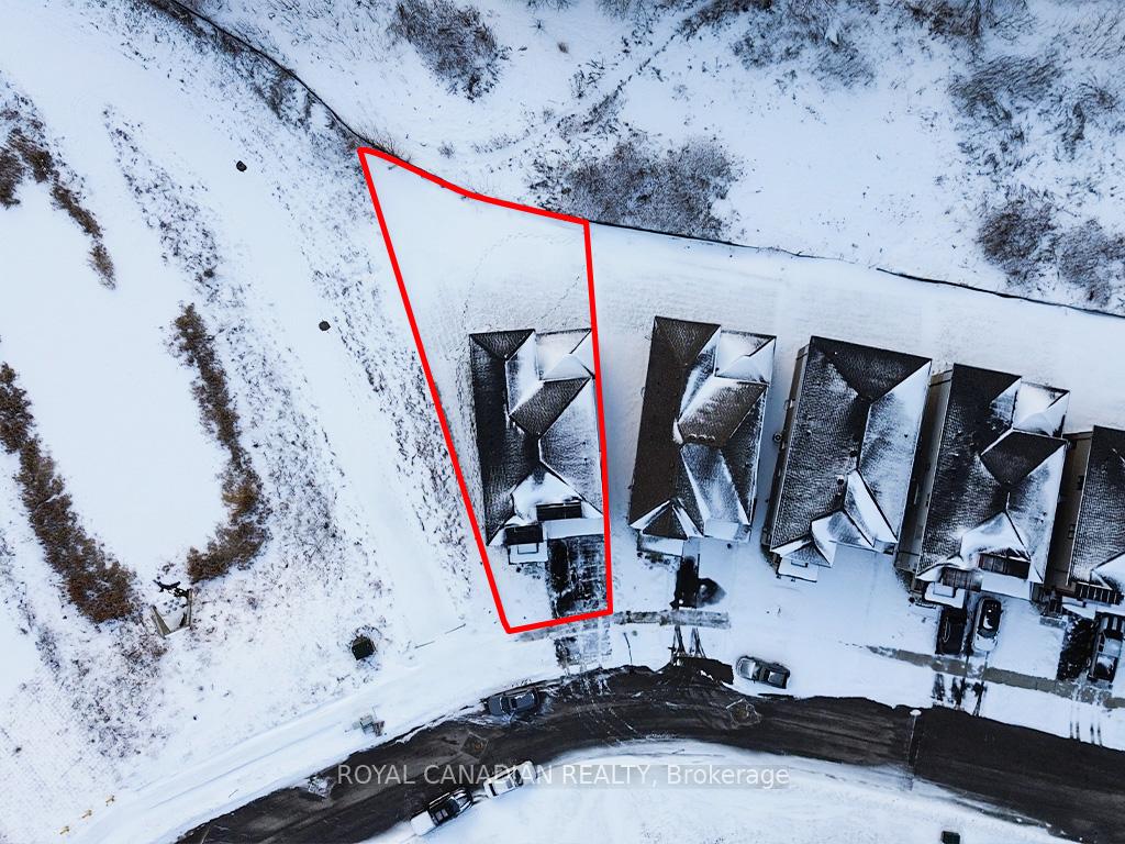 Photo 2 of 37 Gilham Way N, Brant, Paris — HOMEH