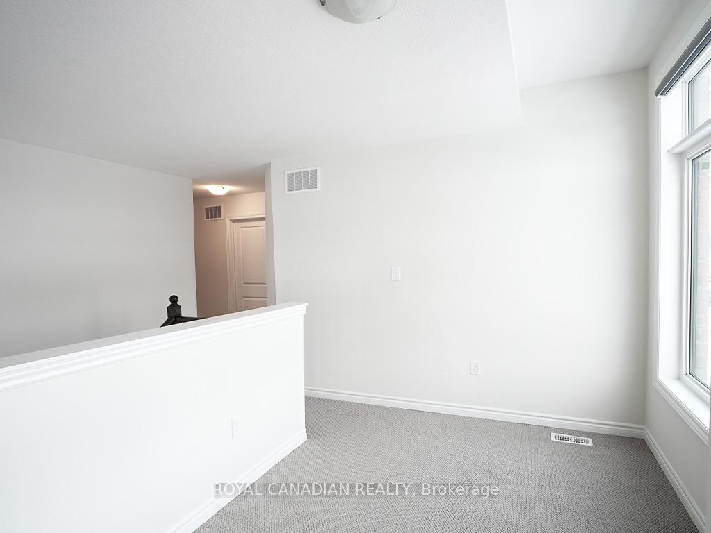 Photo 15 of 37 Gilham Way N, Brant, Paris — HOMEH