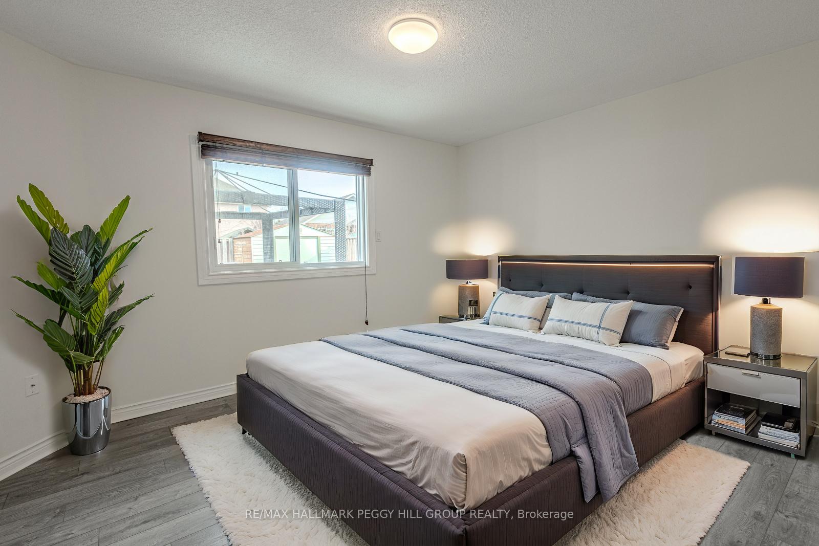 Photo 7 of 70 Hurst Drive, Barrie, Bayshore — HOMEH