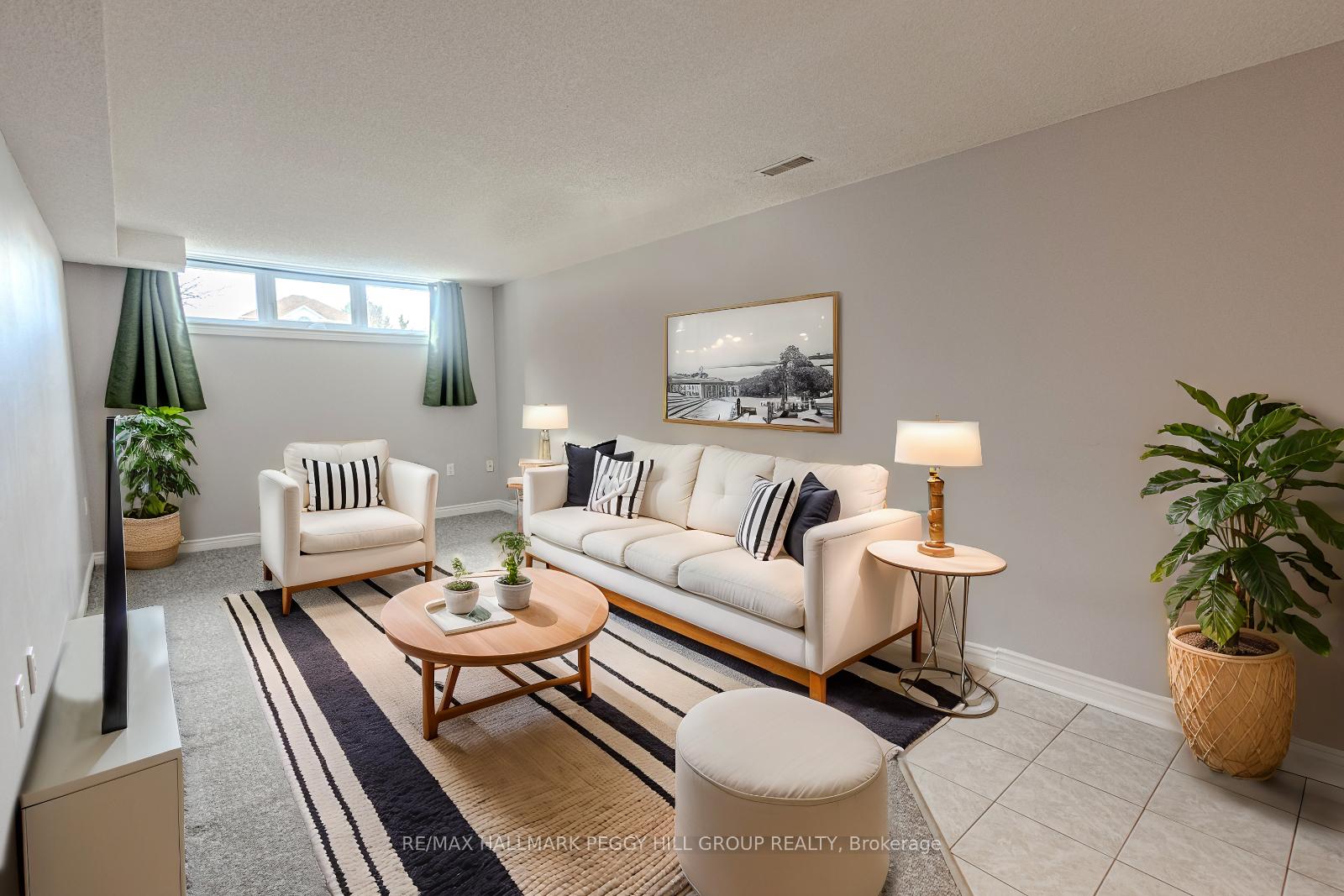 Photo 10 of 70 Hurst Drive, Barrie, Bayshore — HOMEH