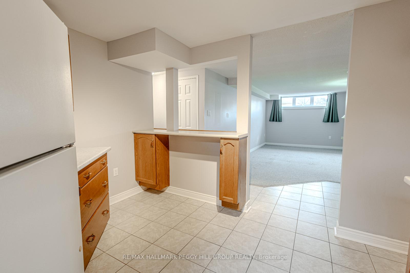 Photo 12 of 70 Hurst Drive, Barrie, Bayshore — HOMEH