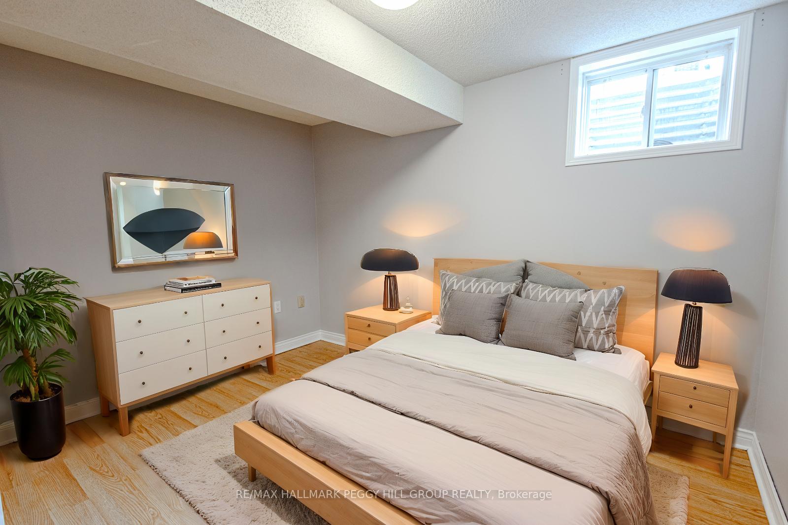 Photo 14 of 70 Hurst Drive, Barrie, Bayshore — HOMEH