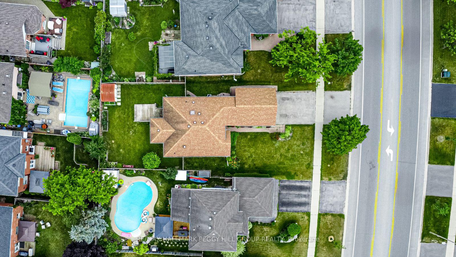 Photo 18 of 70 Hurst Drive, Barrie, Bayshore — HOMEH