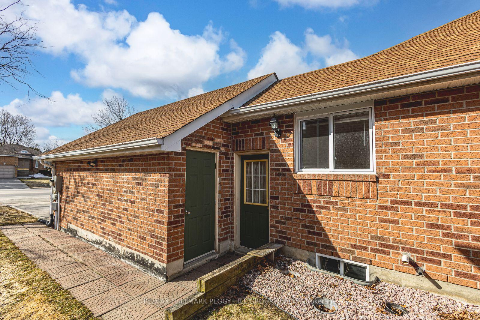 Photo 19 of 70 Hurst Drive, Barrie, Bayshore — HOMEH
