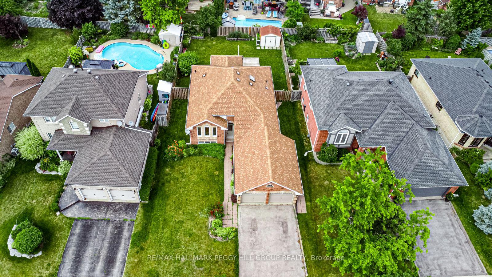 Photo 20 of 70 Hurst Drive, Barrie, Bayshore — HOMEH