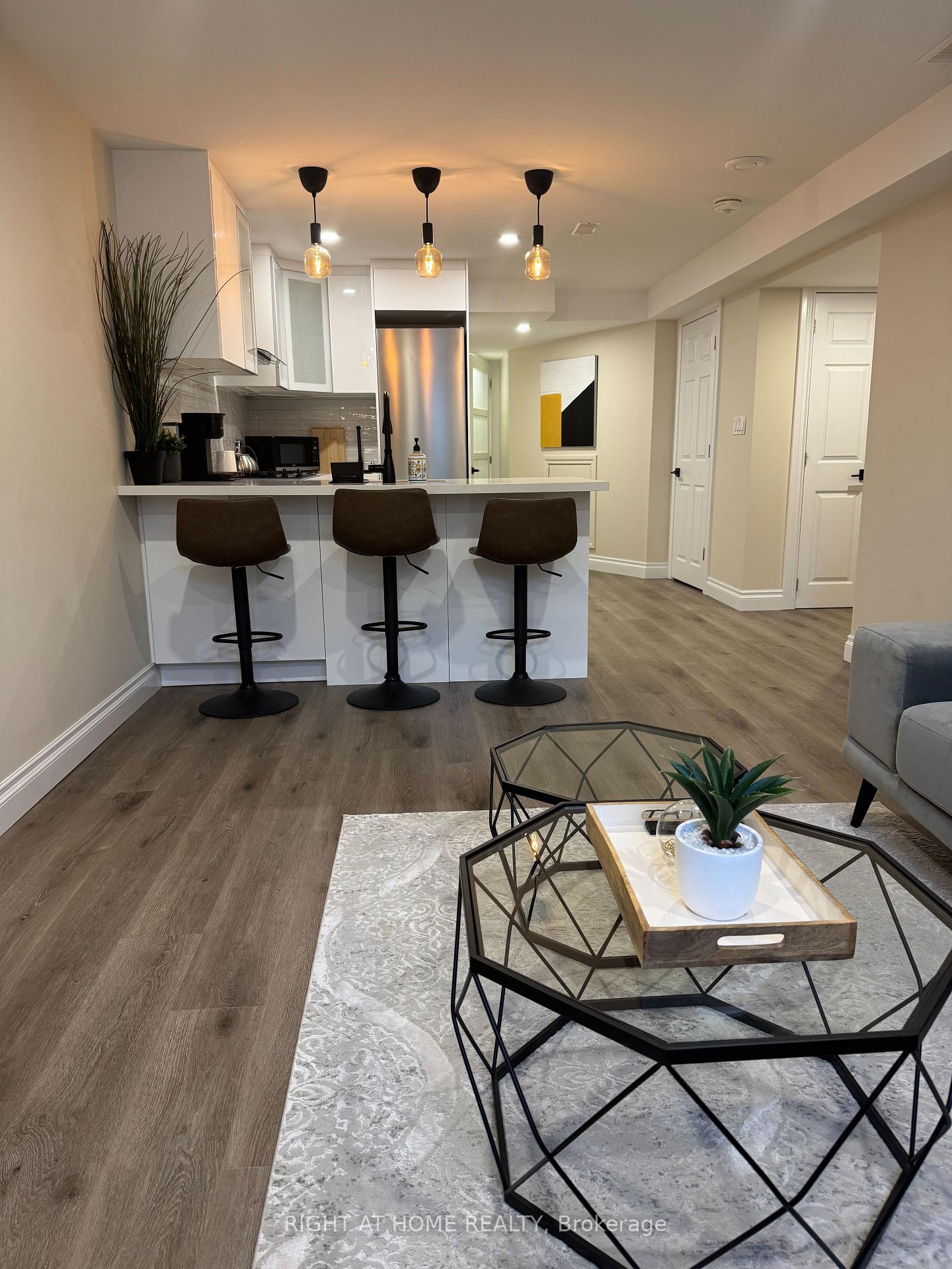 Photo 6 of Unit LOWER, 174 Curzon Crescent, Guelph, Willow West/Sugarbush/West Acres — HOMEH