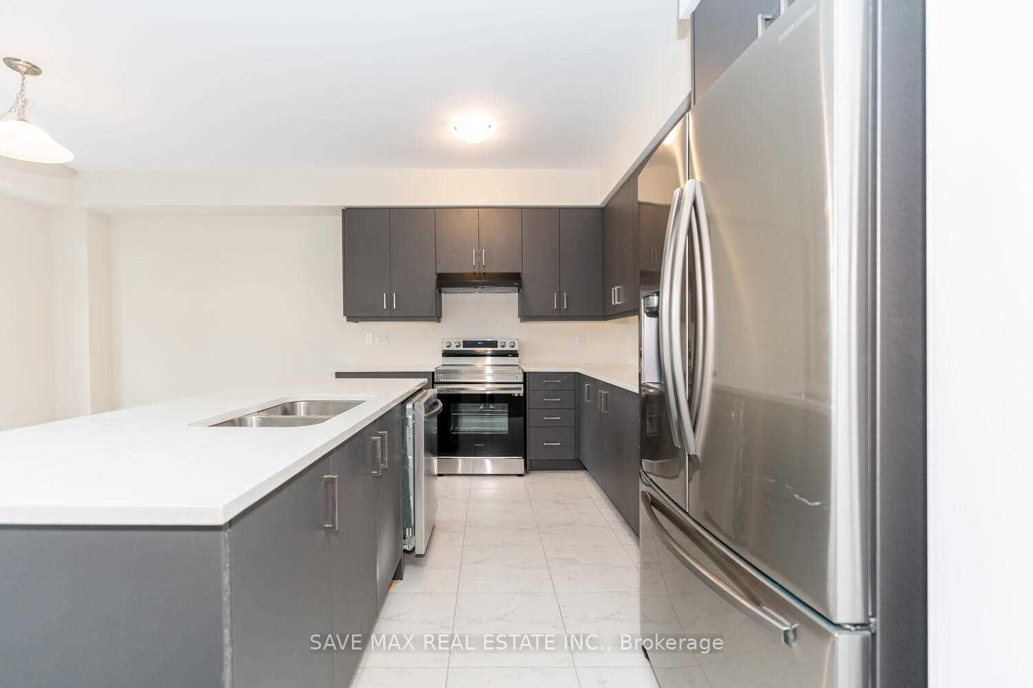 Photo 15 of 49 Sundin Drive, Haldimand — HOMEH
