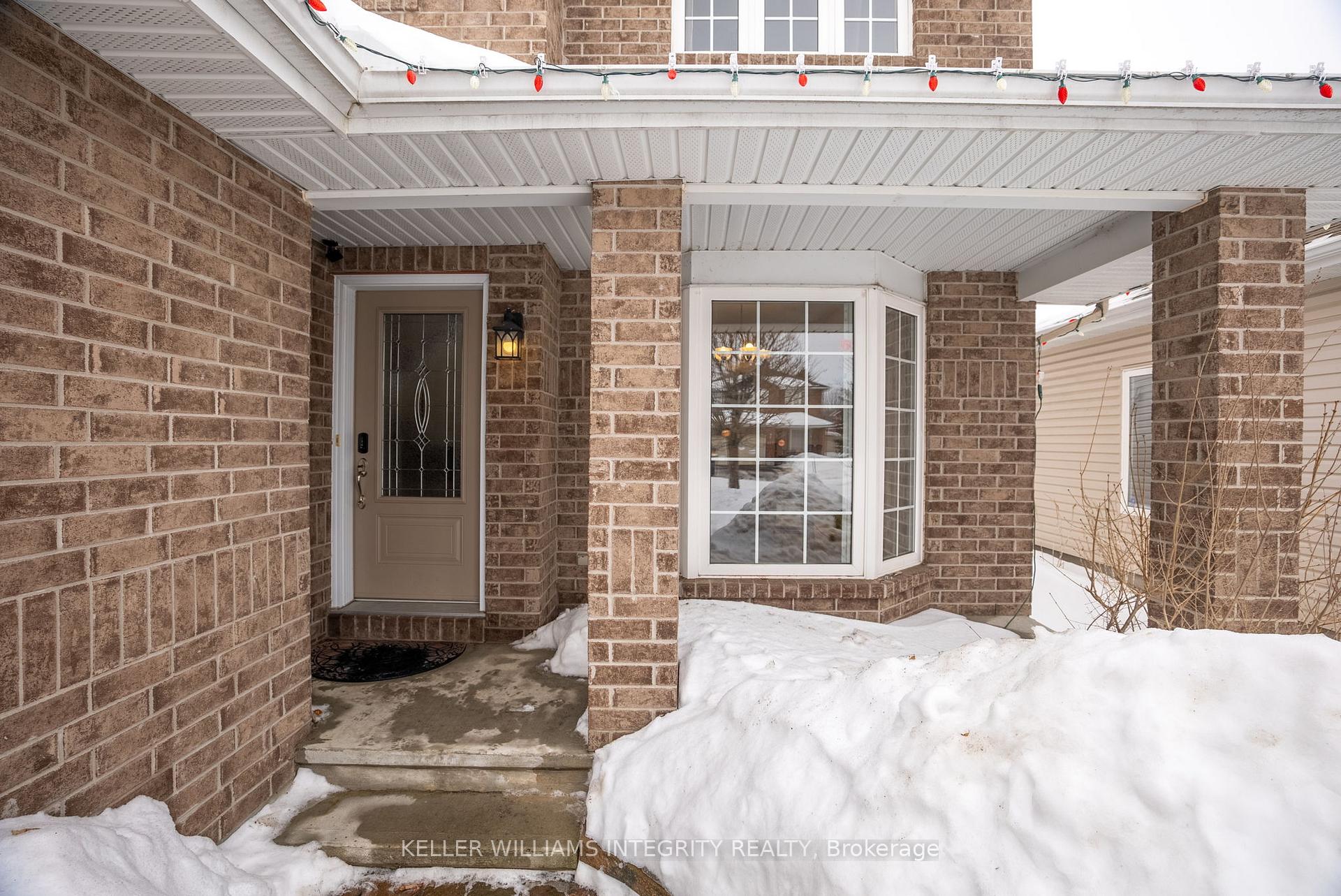 Photo 2 of 745 Vermillion Drive, Ottawa, Riverside South/Gloucester Glen — HOMEH