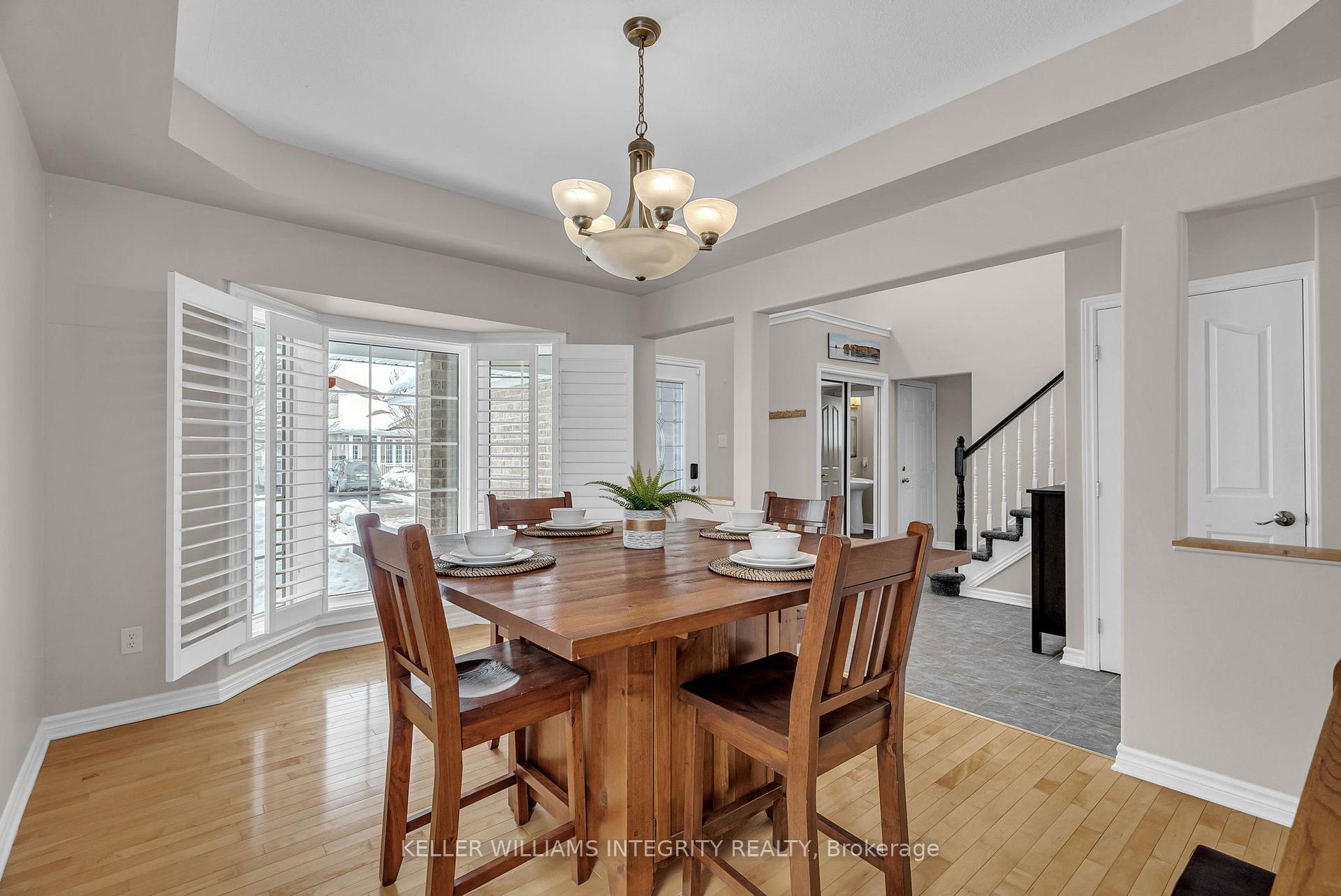 Photo 7 of 745 Vermillion Drive, Ottawa, Riverside South/Gloucester Glen — HOMEH