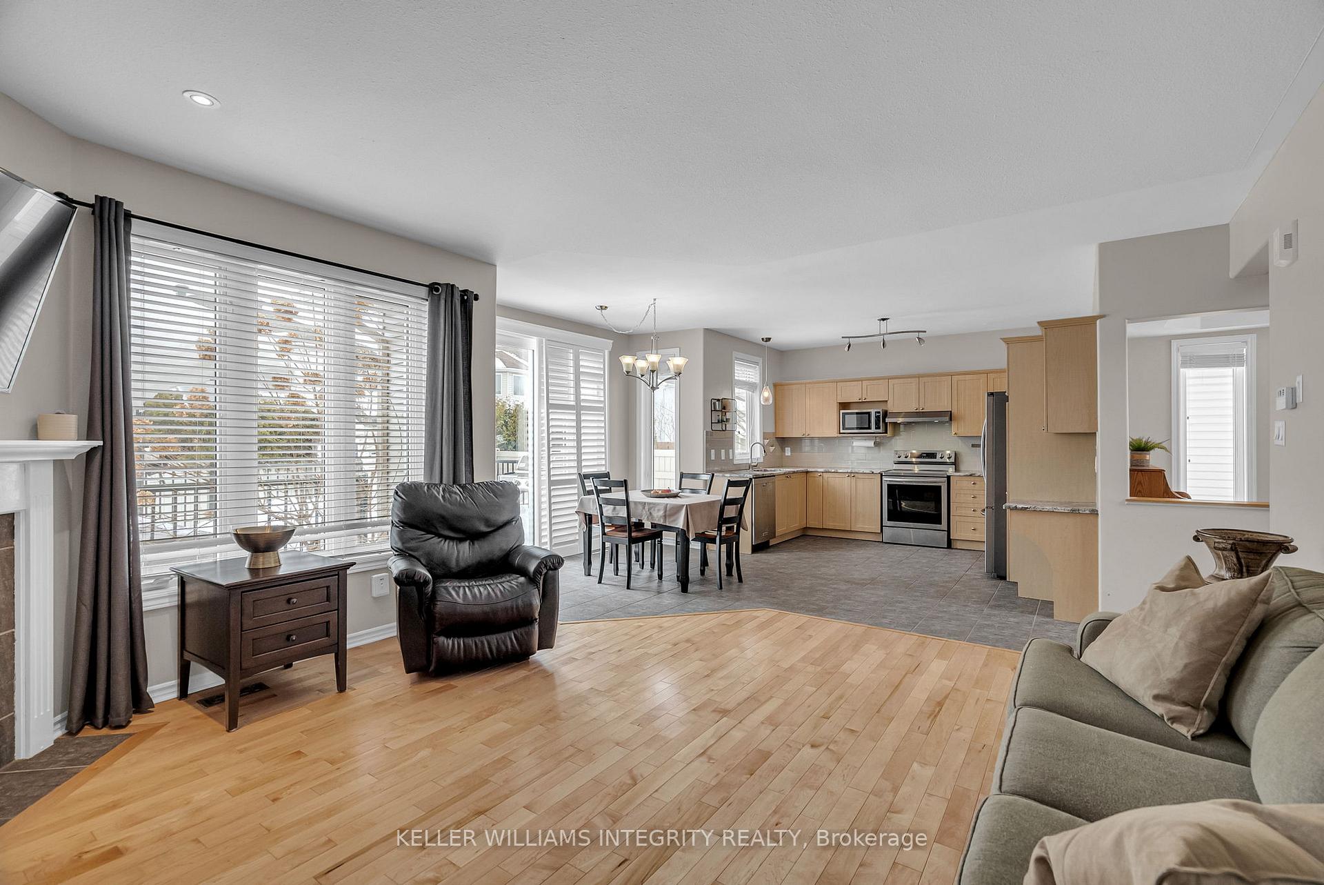 Photo 10 of 745 Vermillion Drive, Ottawa, Riverside South/Gloucester Glen — HOMEH