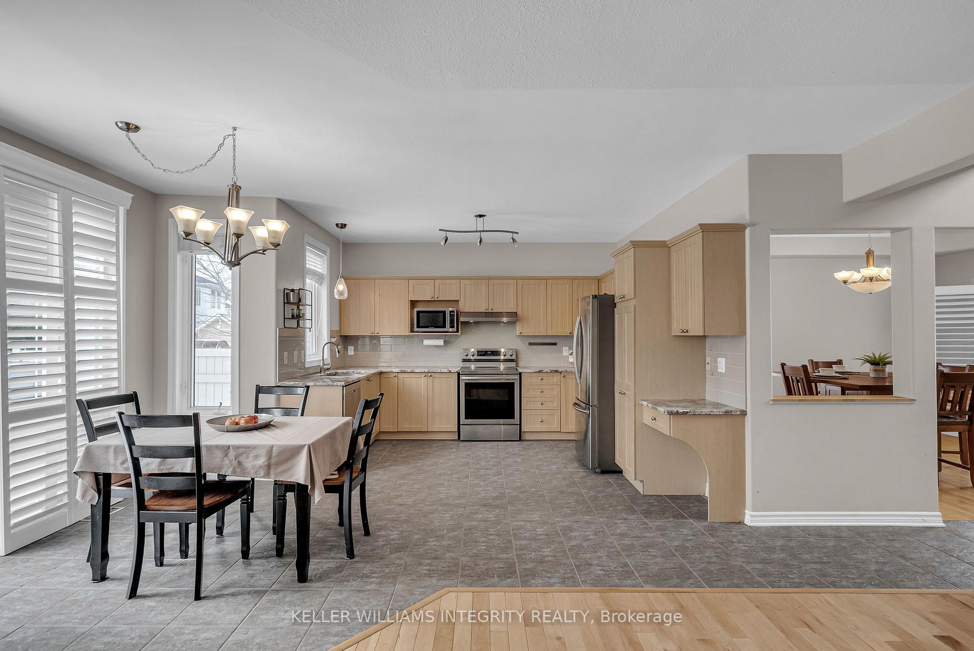 Photo 11 of 745 Vermillion Drive, Ottawa, Riverside South/Gloucester Glen — HOMEH