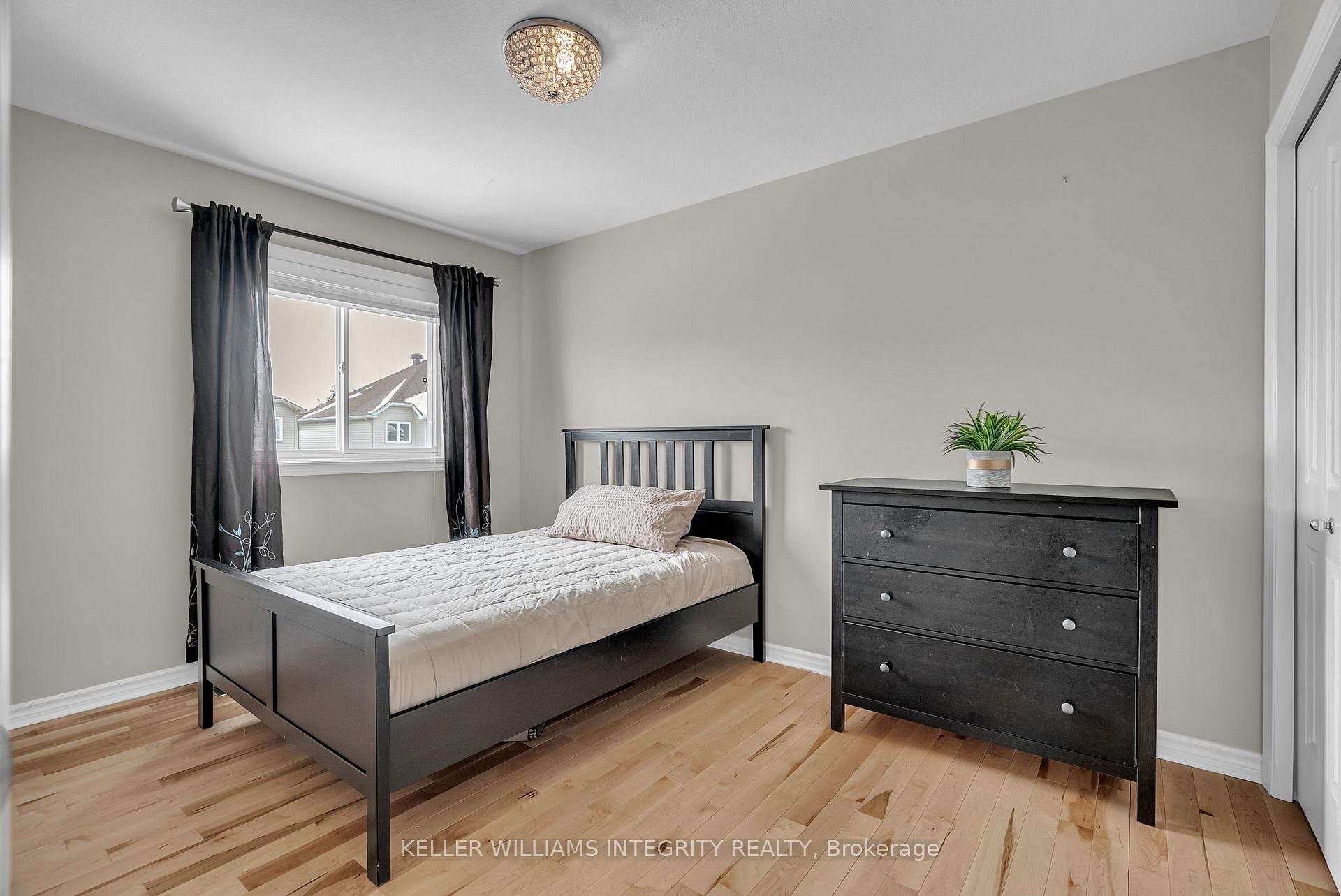 Photo 20 of 745 Vermillion Drive, Ottawa, Riverside South/Gloucester Glen — HOMEH