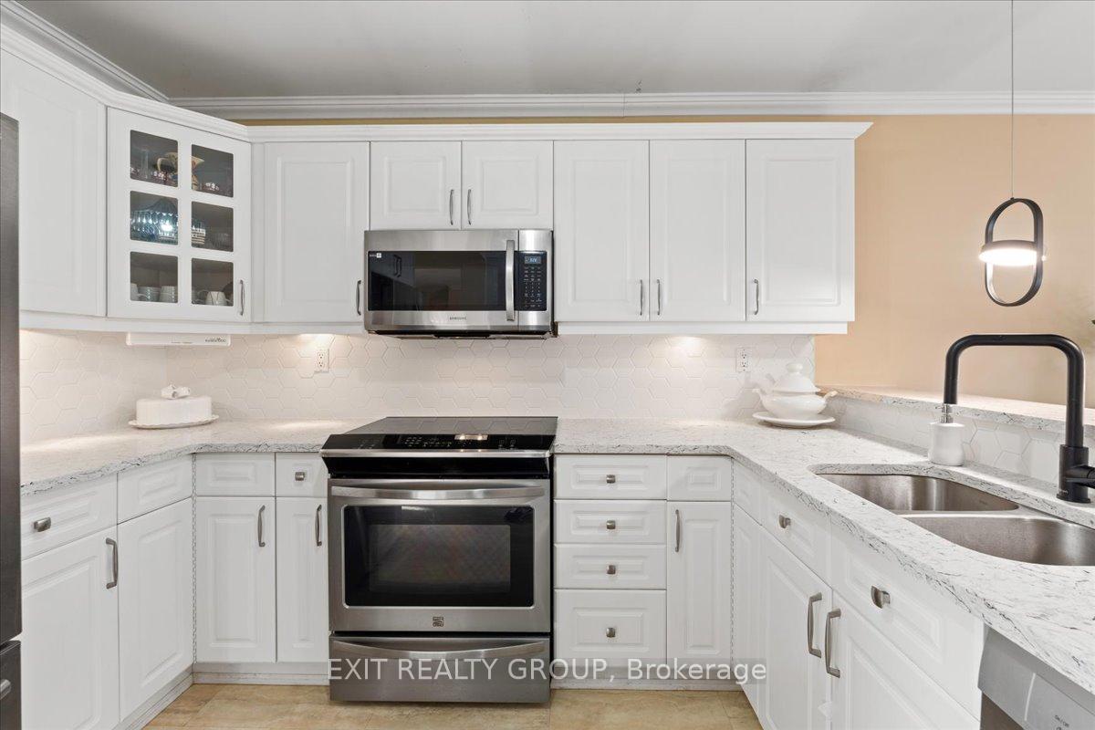 Photo 13 of 6 Hazel Court, Belleville, Belleville Ward — HOMEH