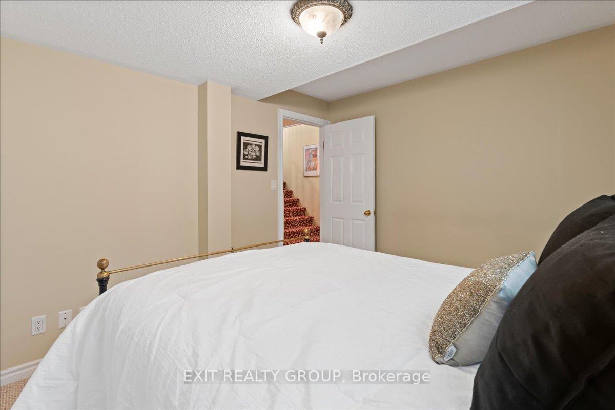 Photo 27 of 6 Hazel Court, Belleville, Belleville Ward — HOMEH