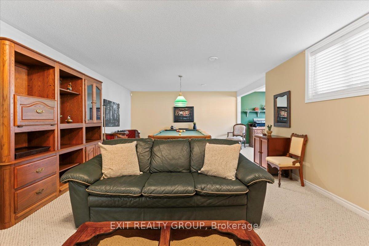 Photo 32 of 6 Hazel Court, Belleville, Belleville Ward — HOMEH
