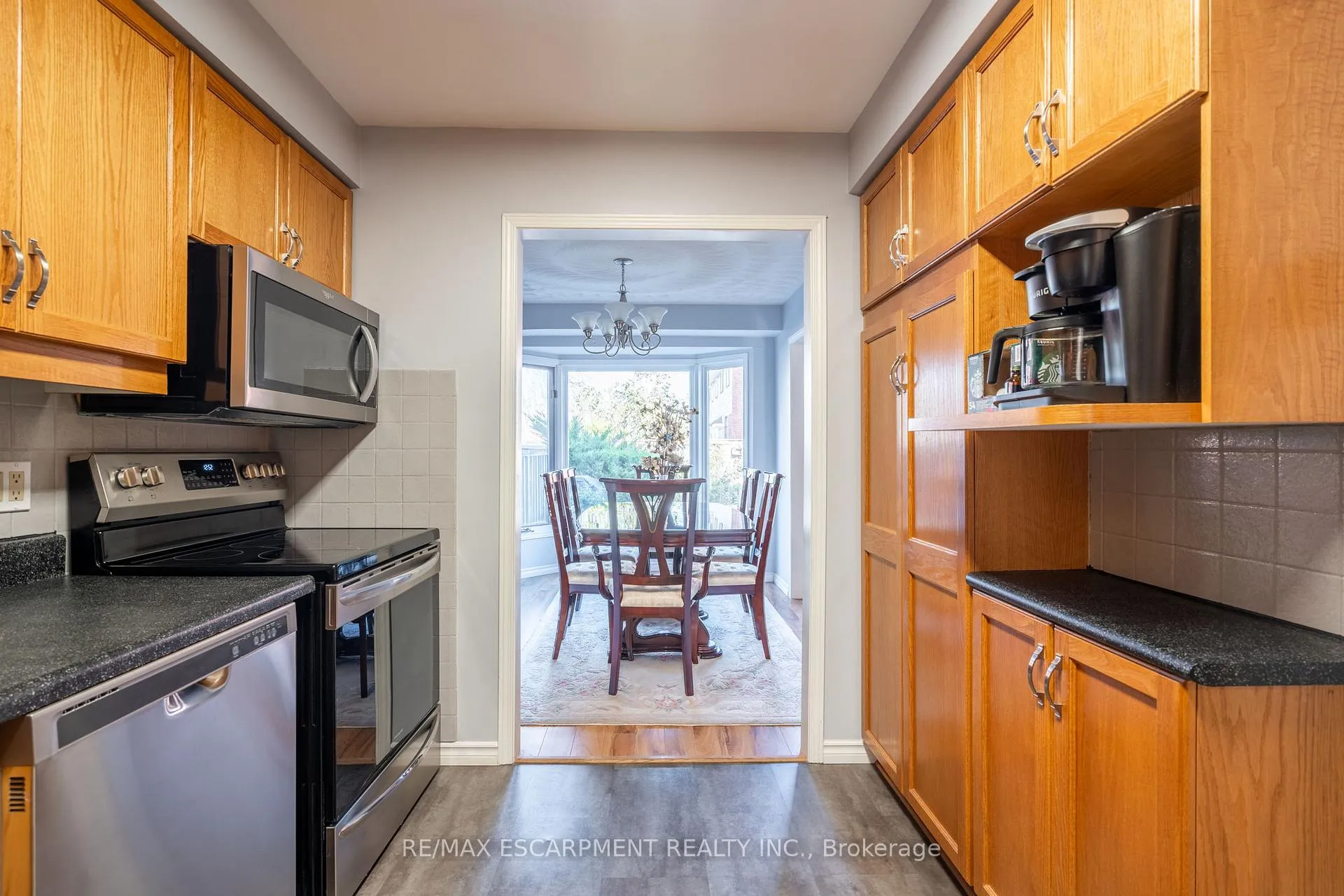 Photo 16 of 85 Royalvista Drive, Hamilton, Templemead — HOMEH
