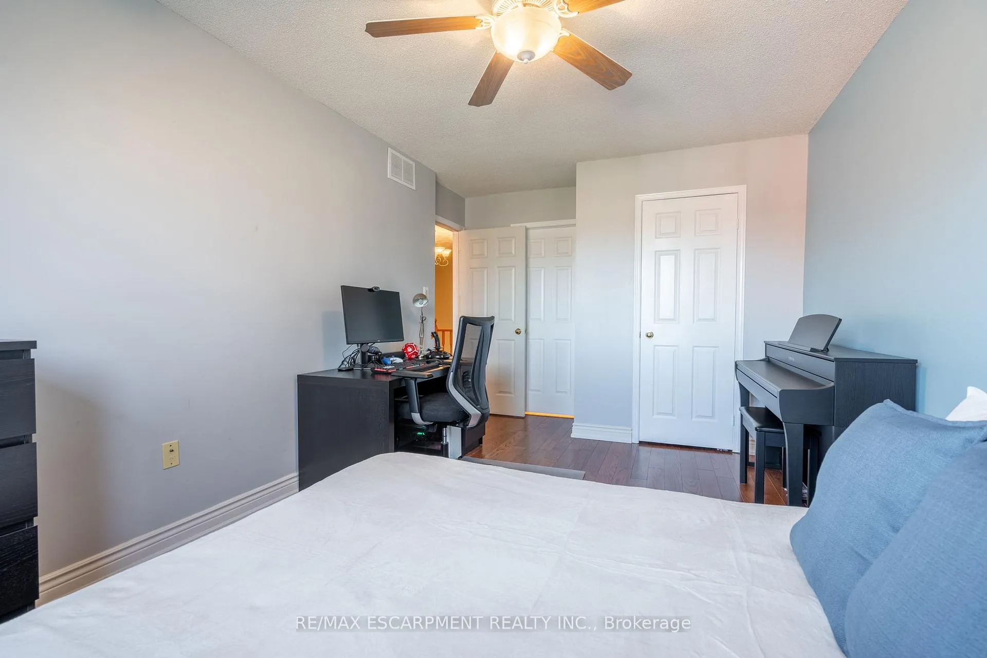Photo 35 of 85 Royalvista Drive, Hamilton, Templemead — HOMEH