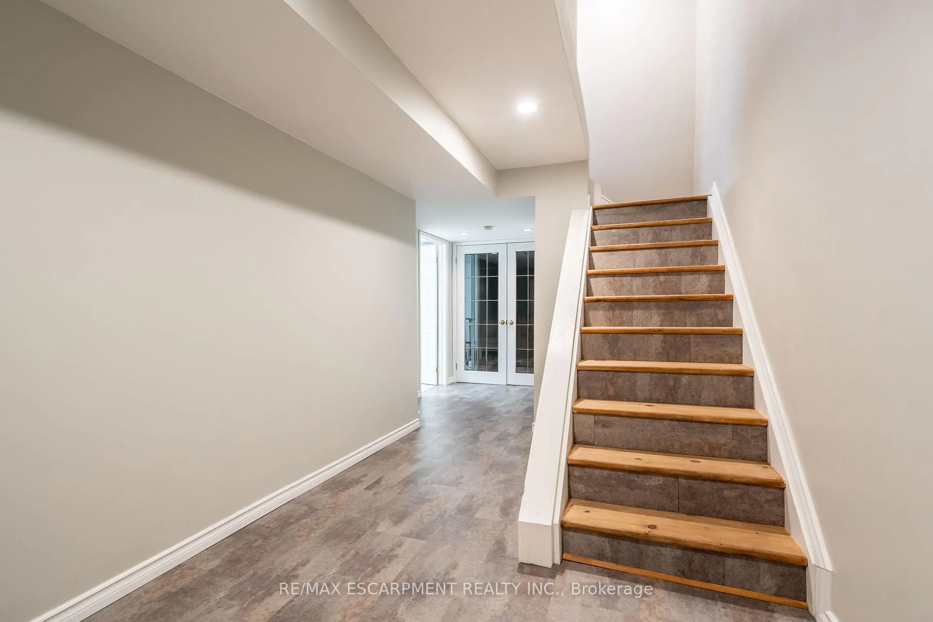 Photo 38 of 85 Royalvista Drive, Hamilton, Templemead — HOMEH