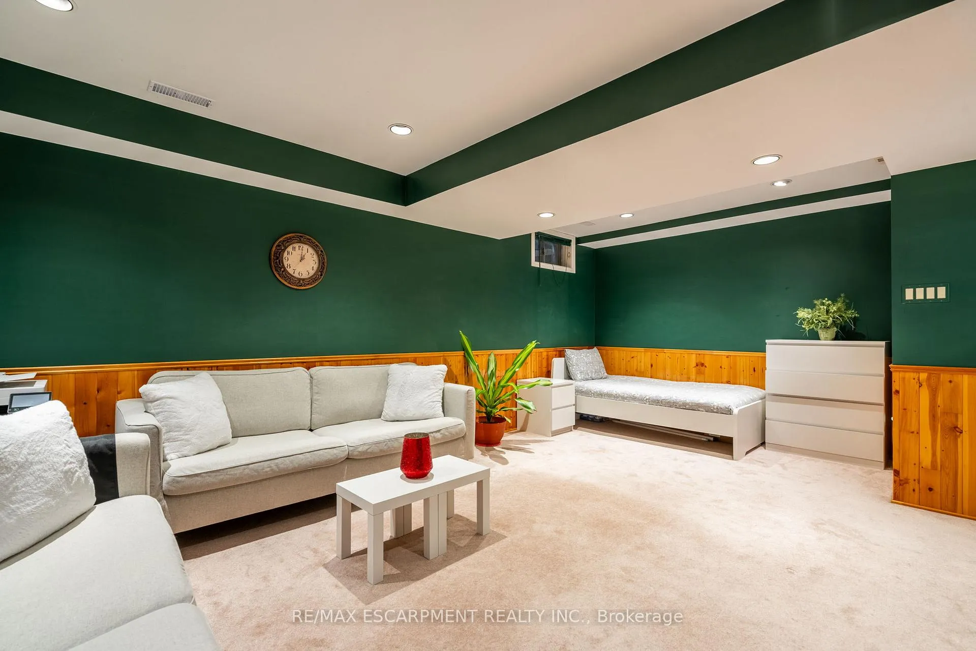 Photo 41 of 85 Royalvista Drive, Hamilton, Templemead — HOMEH