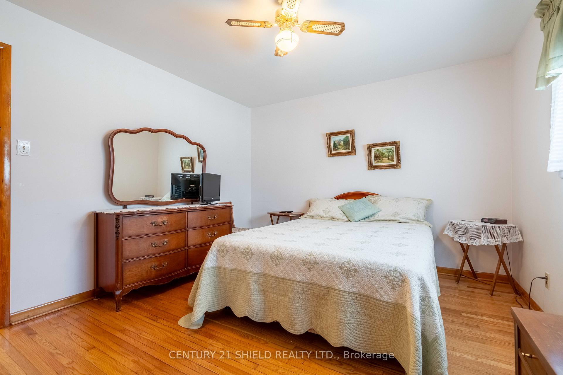 Photo 3 of 506 Anderson Drive, Cornwall — HOMEH